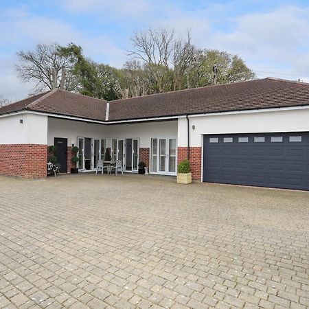 Вілла Oakwood Stables Конві Екстер'єр фото